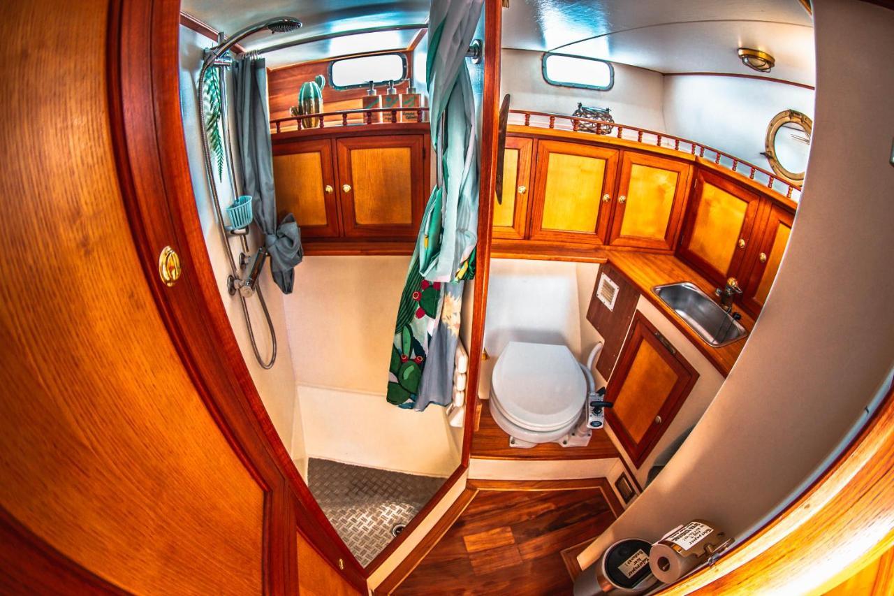 Zeilschip Lucia Hotel Влисинген Екстериор снимка